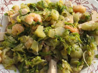 Chou chinois aux crevettes et au gingembre Chou chinois aux crevettes et au gingembre