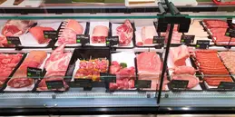 371-biocoop-courondelle-bio-viande-boucherie-veau-boeuf-1.webp